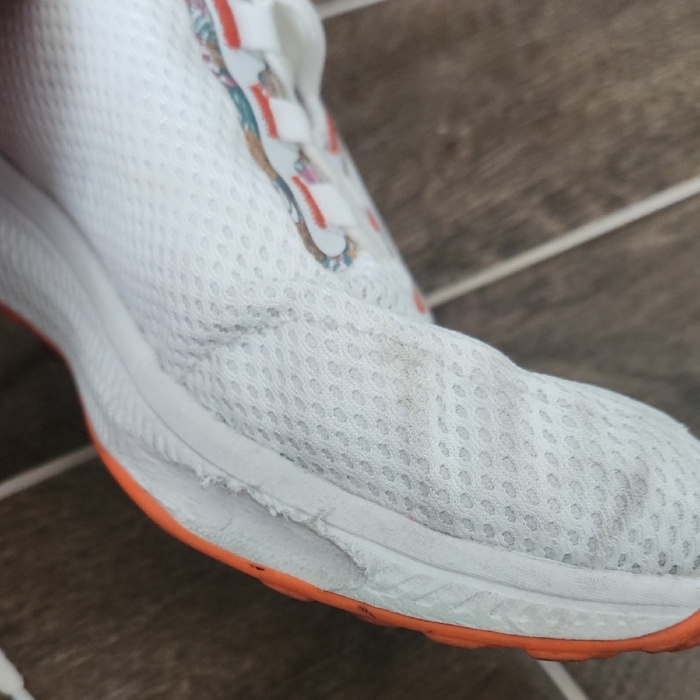 Skechers White Sneakers with Multicolor Details - Picture 6 of 7